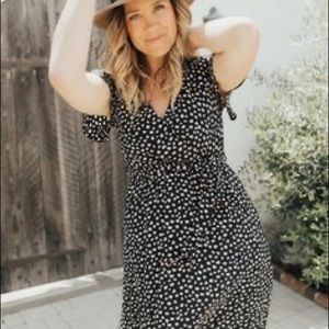 Carly Jean Los Angeles Juliet Maxi Dress